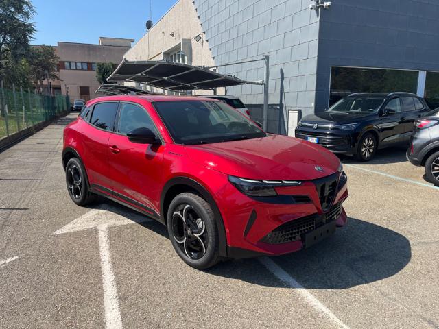 Alfa Romeo Junior 1.2 136 CV (145cv) Hybrid eDCT6 Speciale - foto 4 di 4