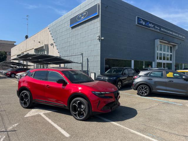 Alfa Romeo Junior 1.2 136 CV (145cv) Hybrid eDCT6 Speciale km 0 a MODENA