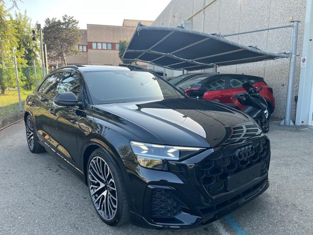 Audi Q8 SUV TDI 286 CV quattro tiptronic S line/editio KM0, del 2024, in vendita a Modena (MO)