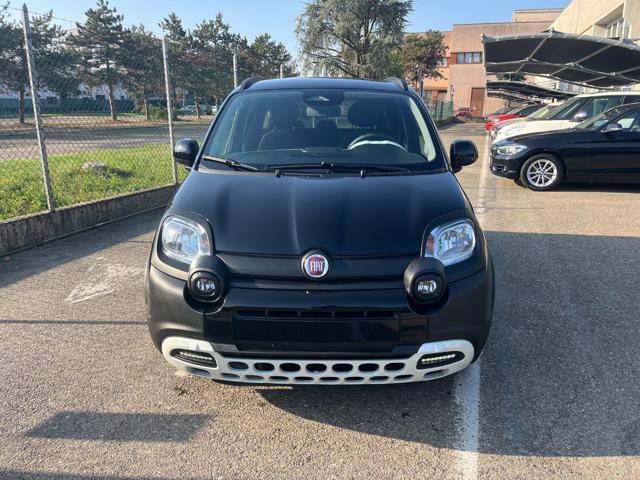 Fiat Pandina 1.0 FireFly 65 CV Hybrid Cross Km 0 - foto 2 di 13