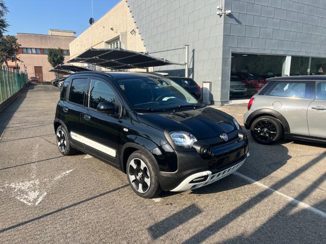 Fiat Pandina 1.0 FireFly 65 CV Hybrid Cross Km 0 - foto 3 di 13