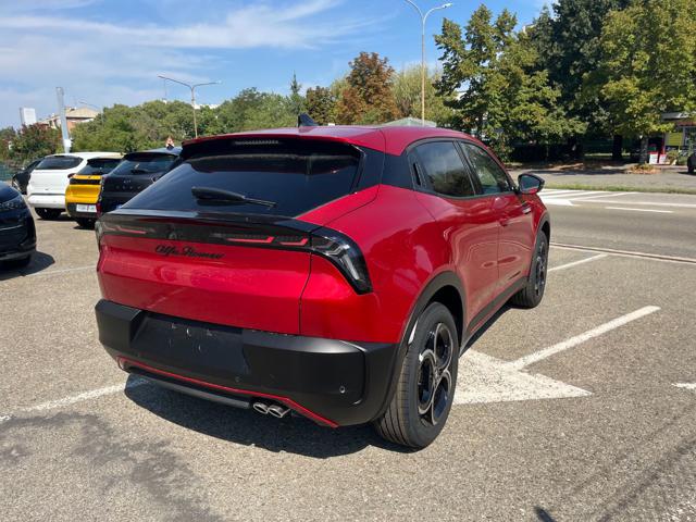 Alfa Romeo Junior 1.2 136 CV (145cv) Hybrid eDCT6 Speciale - foto 2 di 16