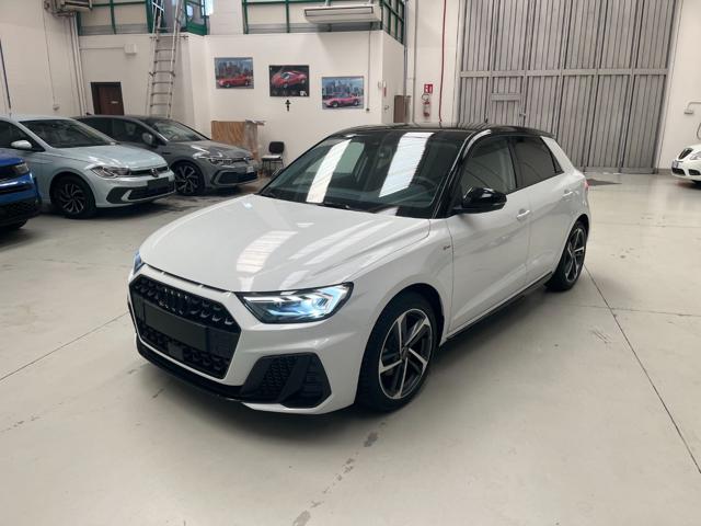 Audi A1 SPB 30 TFSI S tronic Identity Black S-Line Km 0 - foto 3 di 13