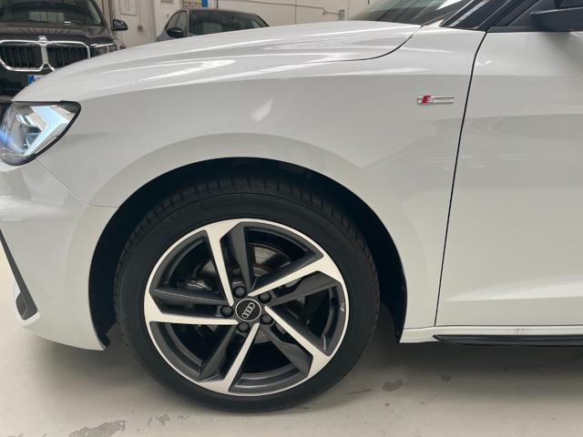 Audi A1 SPB 30 TFSI S tronic Identity Black S-Line Km 0 - foto 4 di 13