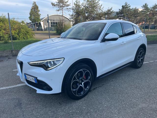 Alfa Romeo Stelvio 2.2 Turbodiesel 210 CV AT8 Q4 - foto 3 di 13