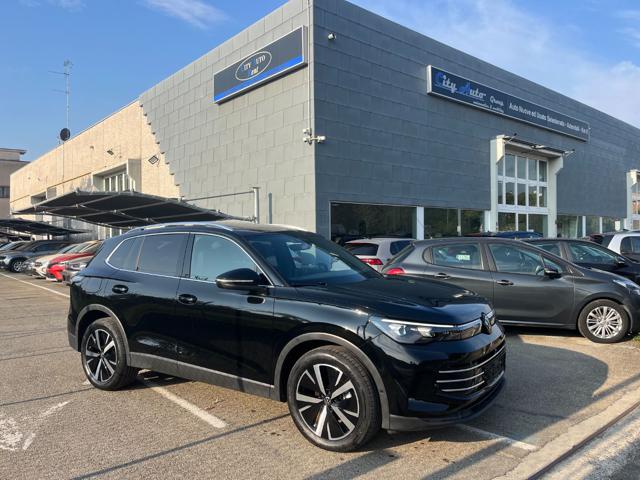 Volkswagen Tiguan 1.5 eTSI 150 CV ACT DSG Elegance K M 0 Full!, del 2026, in vendita a Modena (MO)