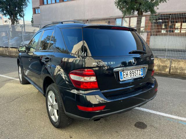 Mercedes-Benz ML 320 BlueTEC Chrome 7G-Tronic - foto 3 di 4