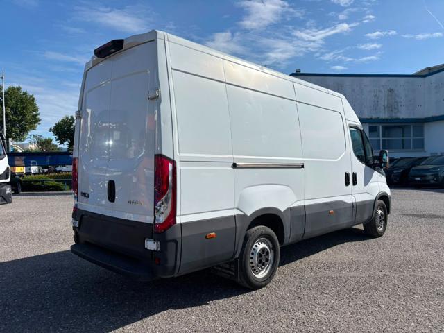 Iveco Daily 35S14A8V 2.3 HPT PC-TN Furgone Hi-Matic - foto 4 di 4