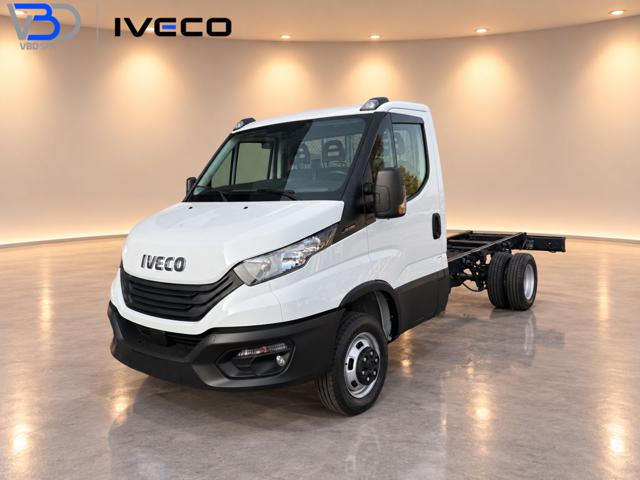 Iveco Daily 35C14H BTor 2.3 HPT PC-RG Cabinato, del 2023, 45.276 km, in vendita a Castegnato (BS)