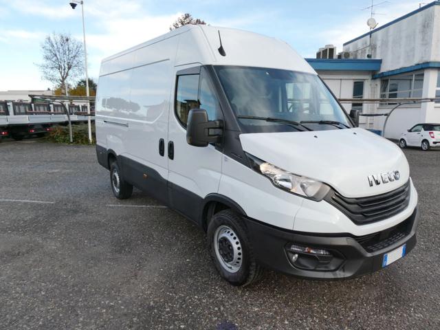 Iveco Daily 35S16 2.3 3520L h2 - foto 3 di 4