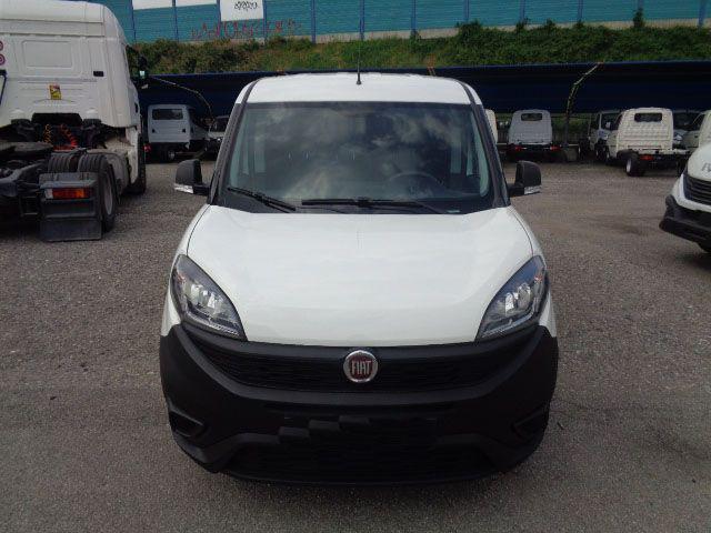 Fiat Doblo Dobl� 1.6 MJT 105CV S&S Cargo - foto 2 di 4