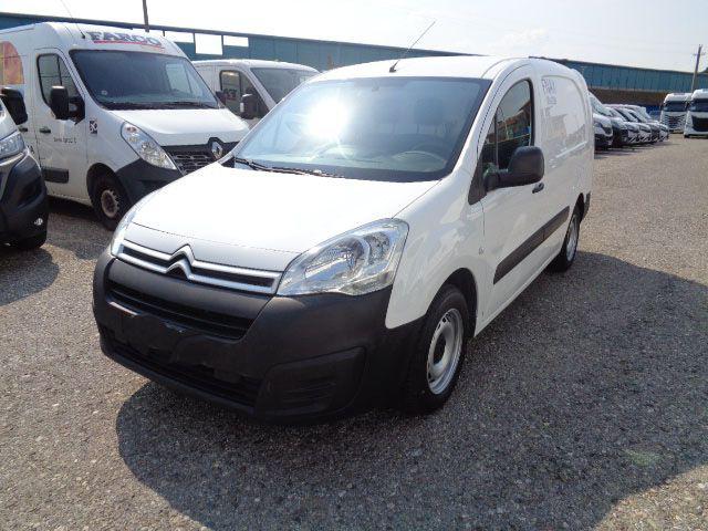 Citroen Berlingo BlueHDi 100 S&S Van 3 posti Club L1 usato a CASTEGNATO