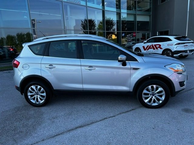Ford Kuga 2.0 TDCi 163 CV 4WD "GANCIO TRAINO" - foto 3 di 4