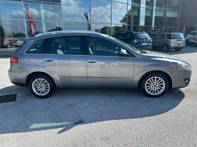 Fiat Croma 1.9 Multijet Dynamic "GUIDABILE NEOPATENTATI" - foto 3 di 4