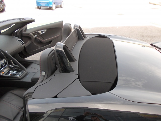 Jaguar F-Type S 5.0 V8 aut. Convertibile usato a BEINETTE