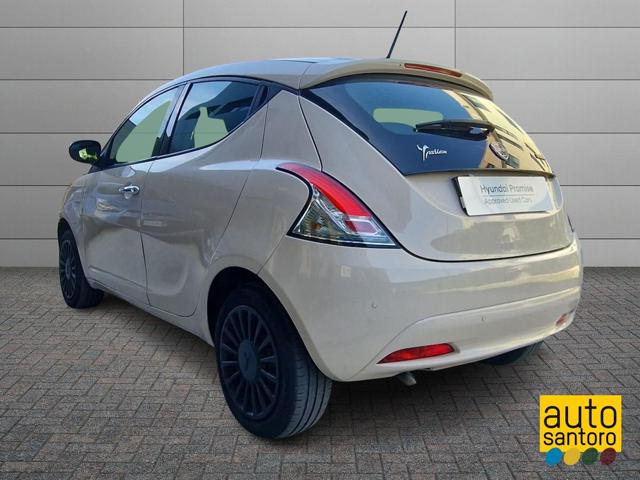 Lancia Ypsilon 1.0 FireFly 5 porte S&S Hybrid Ecochic Gold - foto 4 di 4