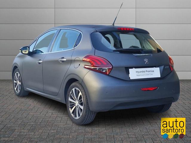 Peugeot 208 1° serie PureTech 82 5 porte Allure - foto 4 di 4