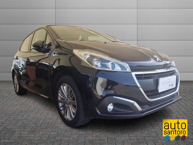 Peugeot 208 1° serie PureTech 82 5 porte Allure - foto 2 di 4