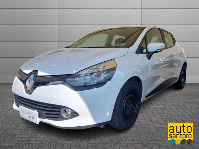 Renault Clio 1.2 75CV GPL 5 porte Live, del 2015, 227.338 km, in vendita a Salerno (SA)
