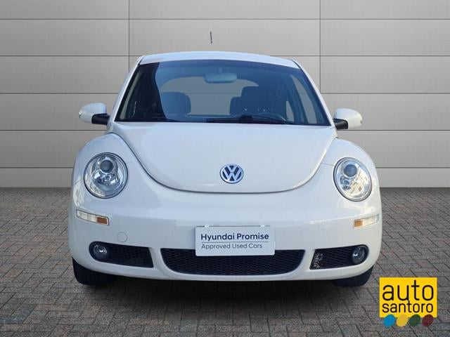 Volkswagen New Beetle 1.6 - foto 2 di 4