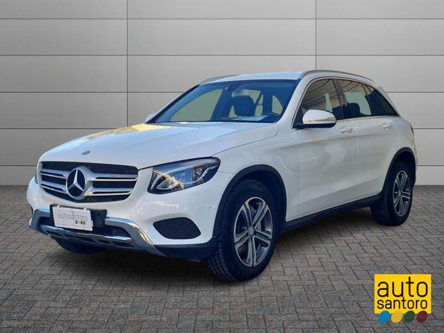 Mercedes-Benz GLC 220 d 4Matic Exclusive, del 2016, 271.122 km, in vendita a Salerno (SA)