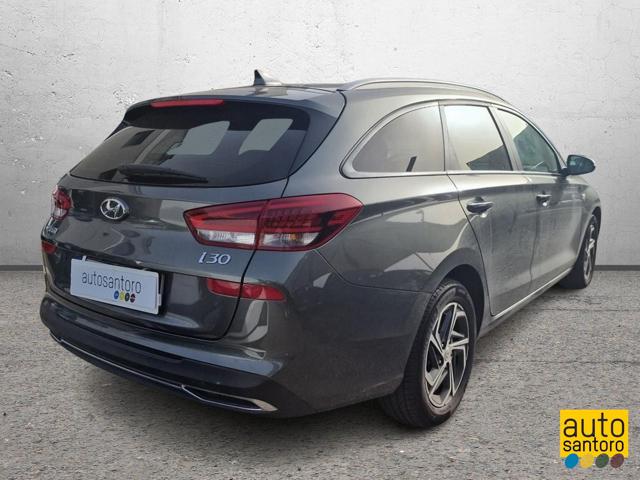 Hyundai i30 Wagon 1.0 T-GDI DCT 48V Prime - foto 3 di 4