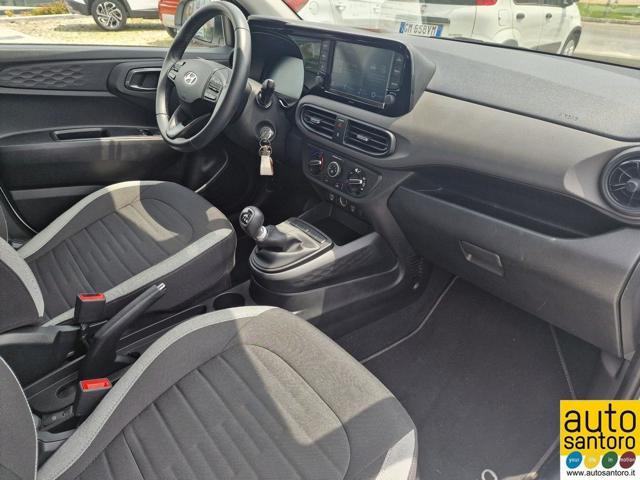 Hyundai i10 1.0 GPL Econext Connectline km 0 a SALERNO