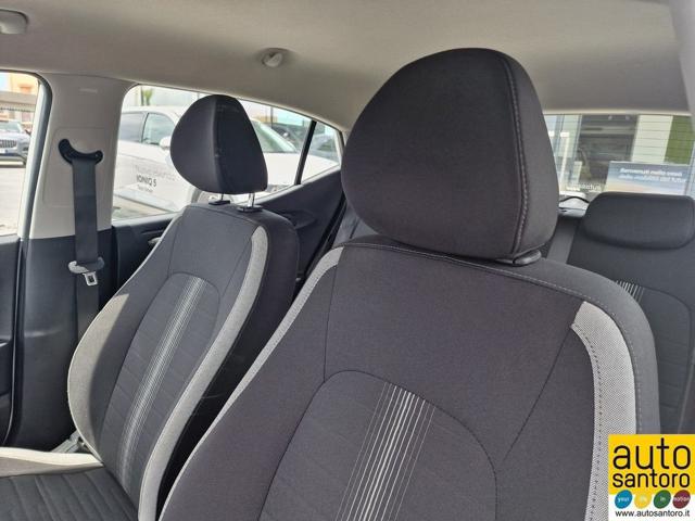 Hyundai i10 1.0 GPL Econext Connectline km 0 a SALERNO