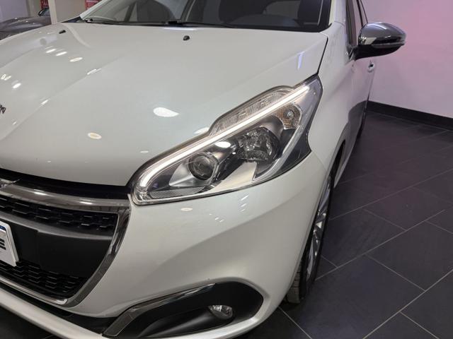 Peugeot 208 1° serie BlueHDi 100 S&S 5 porte Allure - foto 3 di 4