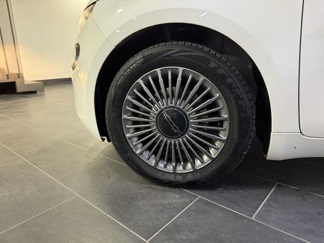Fiat 500e Berlina 42 kWh Icon + - foto 4 di 4