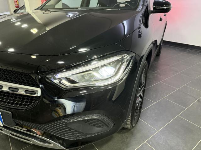 Mercedes-Benz GLA 250 e hybrid EQ Sport Plus - foto 3 di 4