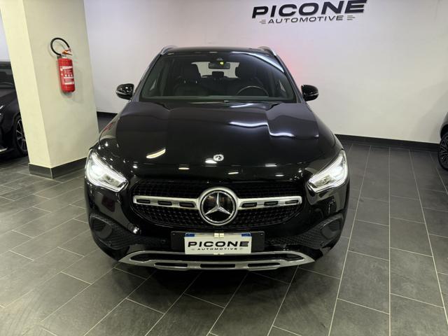 Mercedes-Benz GLA 250 e hybrid EQ Sport Plus - foto 2 di 4