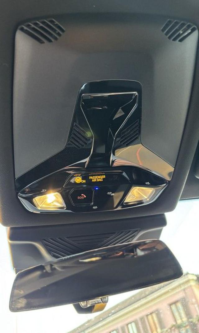 BMW 118 d MSport Pro FARI LASER-NAVI-18", del 2025, 9.281 km, in vendita a Alba (CN)