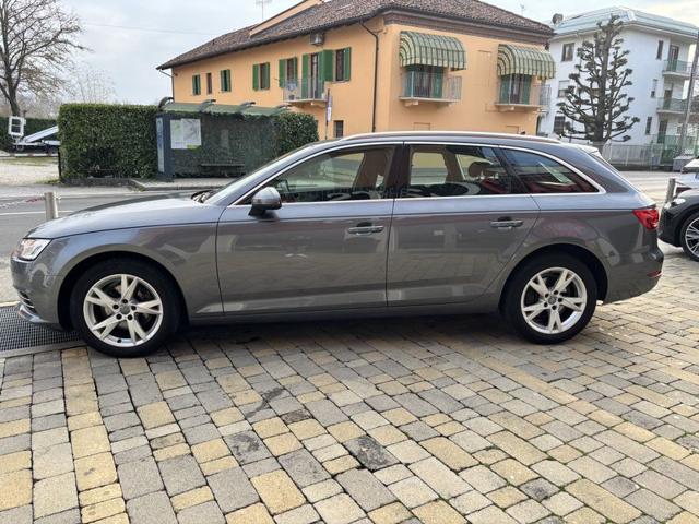 Audi A4 Avant 2.0 TDI 150 CV S tronic Sport NAVI-XENON-17" - foto 3 di 4