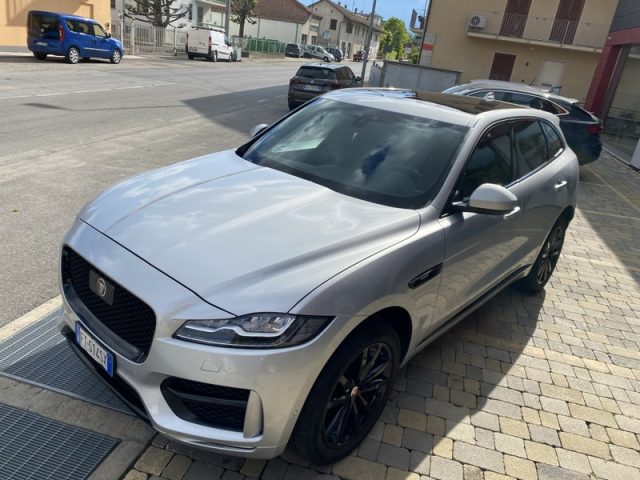 Jaguar F-Pace 2.0 D 240 CV AWD aut. R-Sport NAVI-CAM-LED-PANO-20 - foto 3 di 4
