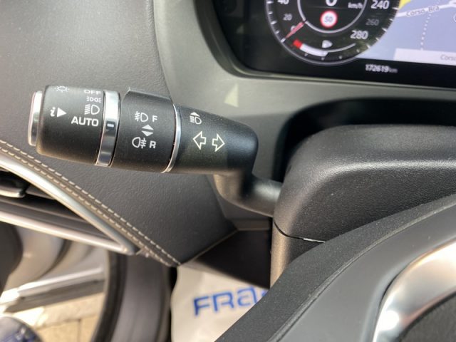 Jaguar F-Pace 2.0 D 240 CV AWD aut. R-Sport NAVI-CAM-LED-PANO-20 usato a ALBA