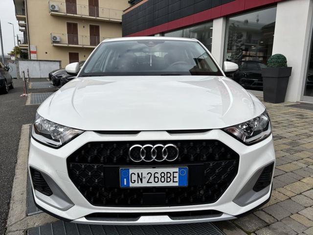 Audi A1 allstreet 30 TFSI APP CONNECT-16" - foto 2 di 4