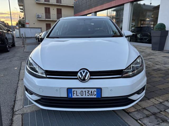 Volkswagen Golf 1.0 TSI 85 CV 5p. Trendline BlueMotion Technology - foto 2 di 4