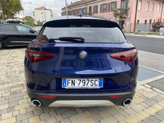 Alfa Romeo Stelvio 2.2 Turbodiesel 190 CV AT8 Q4 Business XENO - foto 4 di 4