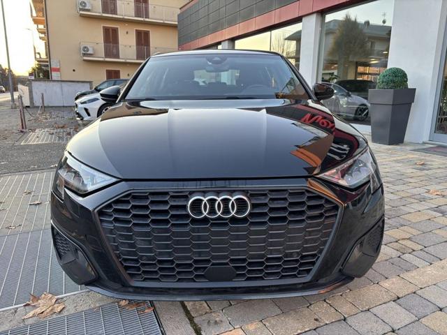 Audi A3 SPB 30 TDI S tronic Business LED-NAVI - foto 2 di 25