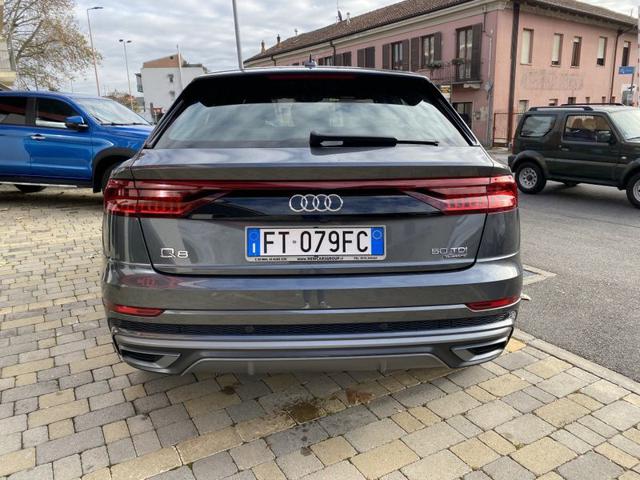 Audi Q8 50 TDI 286 CV quattro tiptronic S LINE - foto 4 di 4