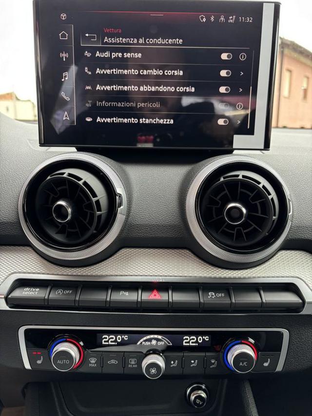 Audi Q2 35 TFSI S tronic S line Edition MATRIX-APP CONNECT, 10 km, in vendita a Alba (CN)