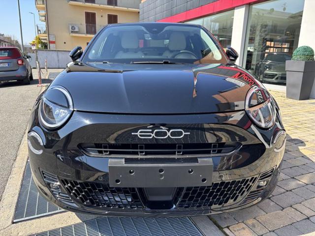 Fiat 600 Hybrid 110 CV DCT MHEV La Prima LED-CAM-18" - foto 2 di 4