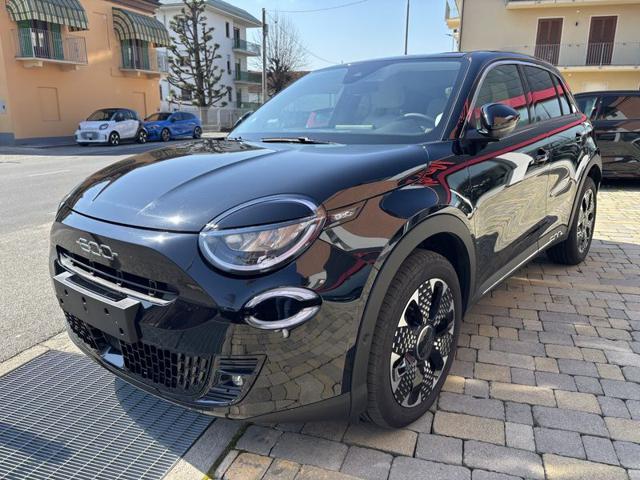 Fiat 600 Hybrid 110 CV DCT MHEV La Prima LED-CAM-18" usato a ALBA