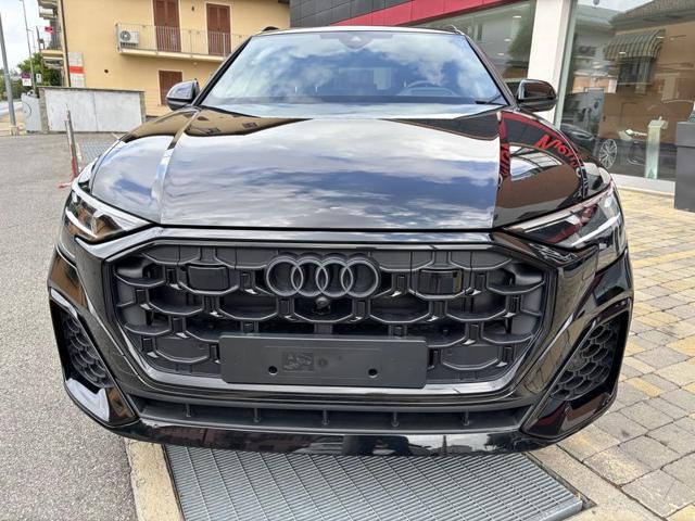 Audi Q8 SUV 50 TDI 286 CV quattro tiptronic S line edition - foto 2 di 4