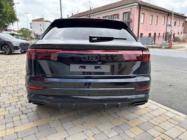 Audi Q8 SUV 50 TDI 286 CV quattro tiptronic S line edition - foto 4 di 4