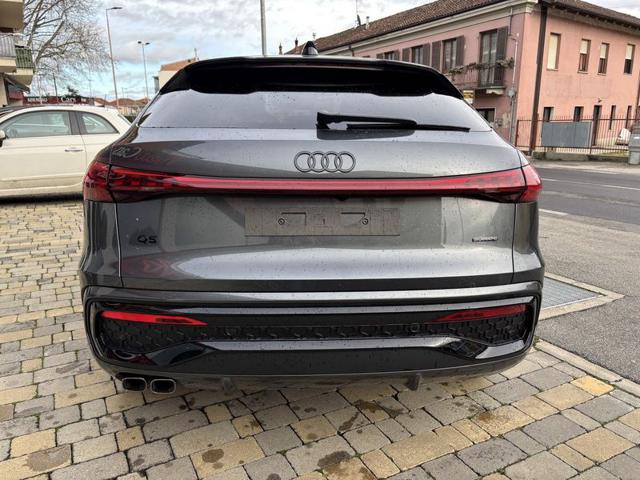 Audi Q5 SPB 40 TDI 204 CV quattro S tronic Identity Black - foto 4 di 4