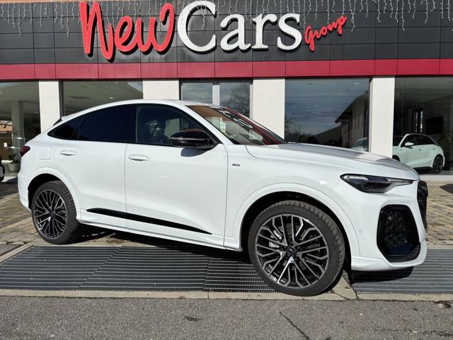 Audi Q5 SPB 40 TDI 204 CV quattro S tronic Identity Black km 0 a ALBA