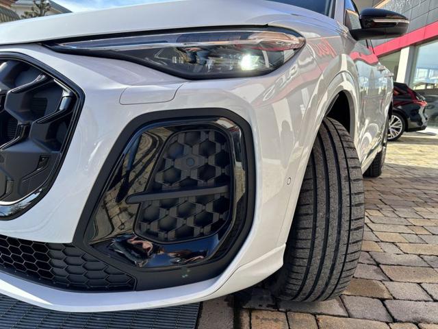 Audi Q5 SPB 40 TDI 204 CV quattro S tronic Identity Black km 0 a ALBA