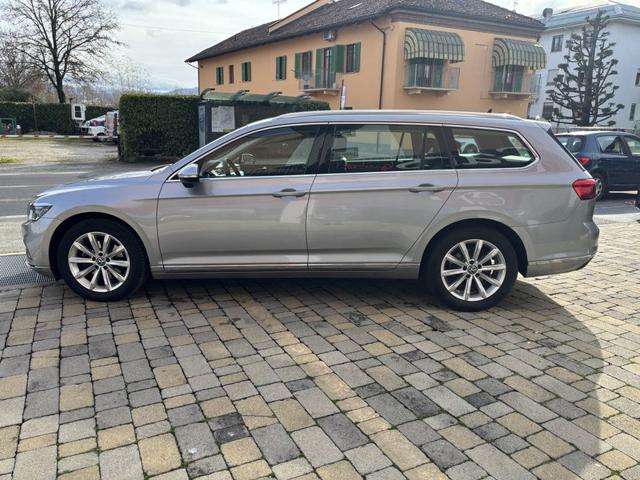 Volkswagen Passat Variant 2.0 TDI SCR 122 CV EVO DSG Business NAVI-FULL LED - foto 3 di 4